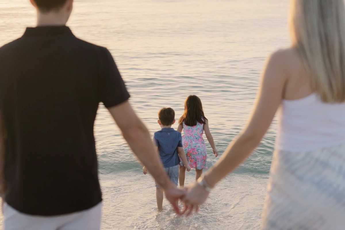 Family Beach Photography with Jillian Lee Photo